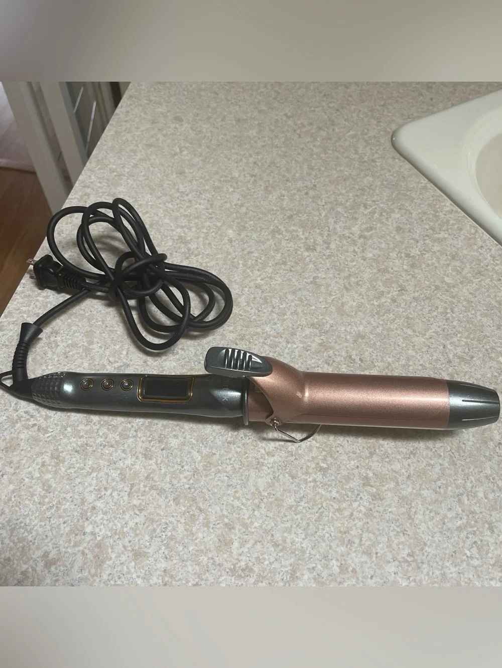 Digital Curling iron